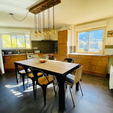 Ferienwohnung Large Chalet With Terrace And View In Briancon Exterior foto